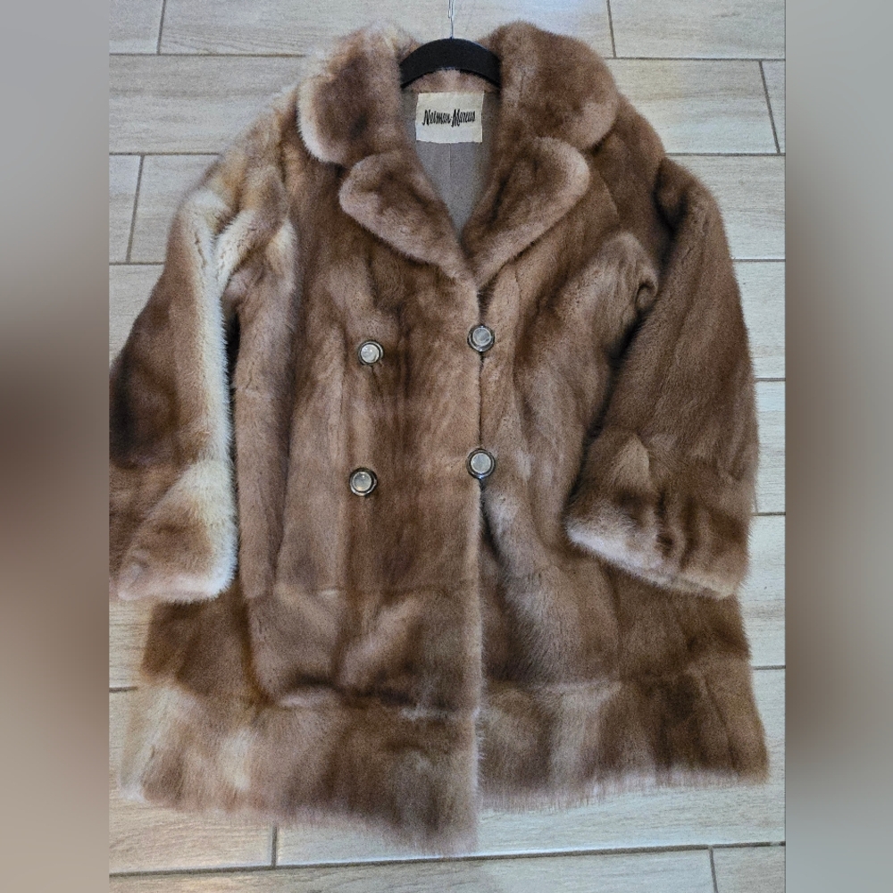 Luxurious Brown/Tan MINK Fur Coat